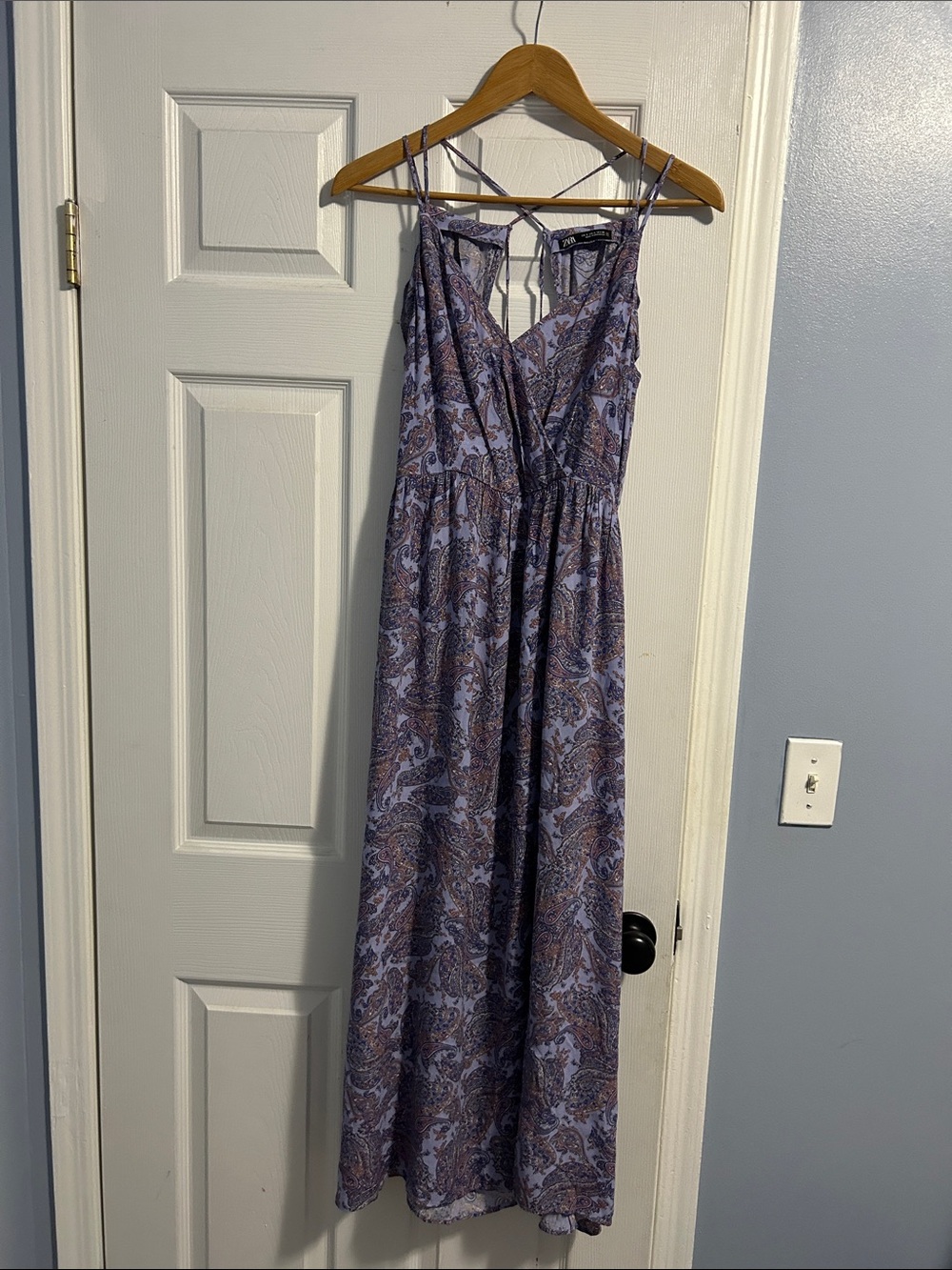 Zara purple Paisley Spaghetti-Strap Maxi Dress
(NWOT)